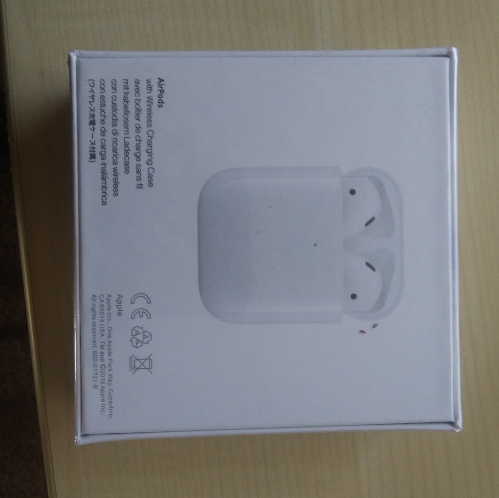 Air pods - Picture 2 of 4
